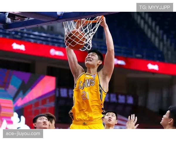 巴尼亚尼挡拆中拉开空间提升投篮效率明显优于同队内线 巴尼亚尼挡拆中拉开空间提升投篮效率明显优于同队内线